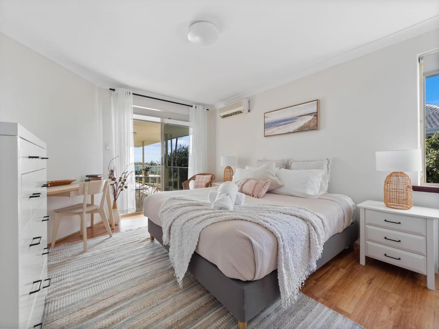 Pet-Friendly Beachfront Family Getaway With Views Villa Mandurah Exteriör bild